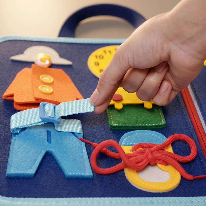 Felt Activity Bag with Space Theme and 8 Pages