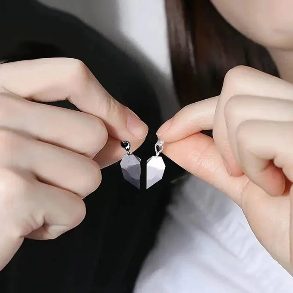 Necklace Magnetic Heart Couple Pendant Gift Set