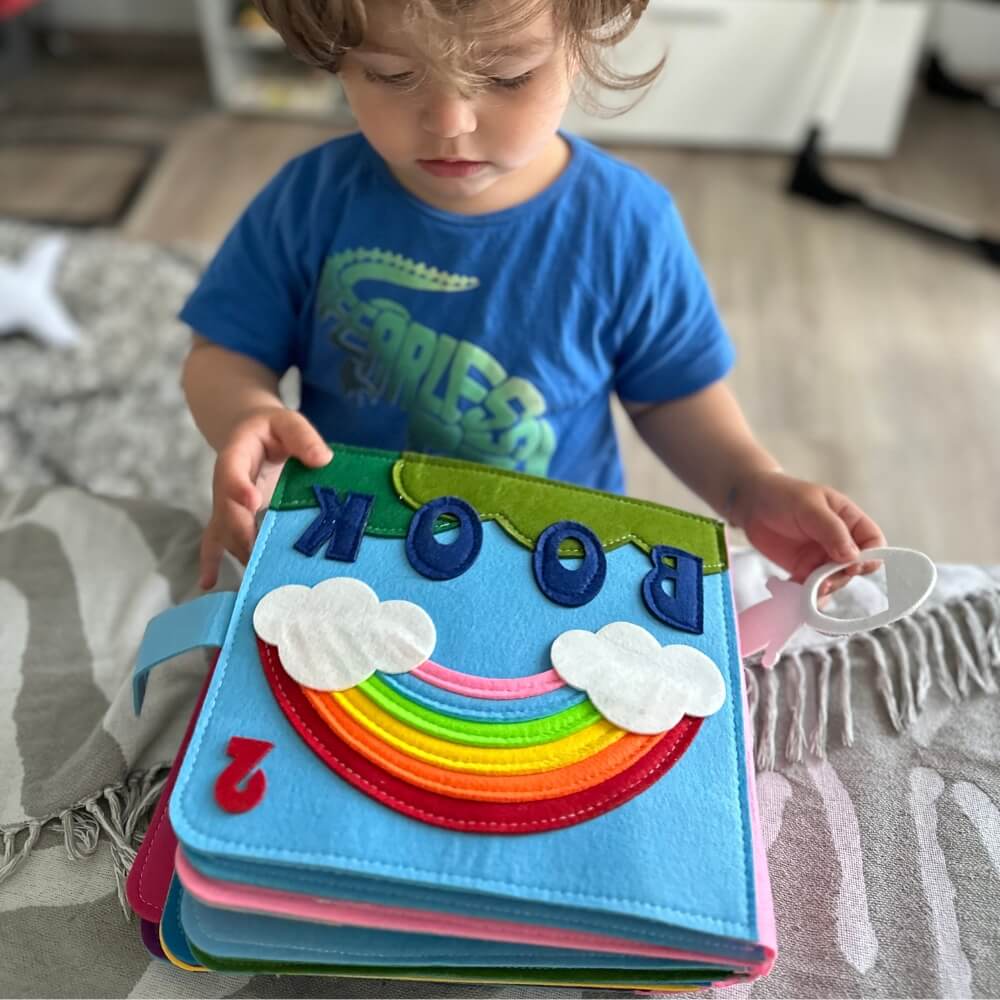 Felt Storybook with 16 Interactive Pages and Characters