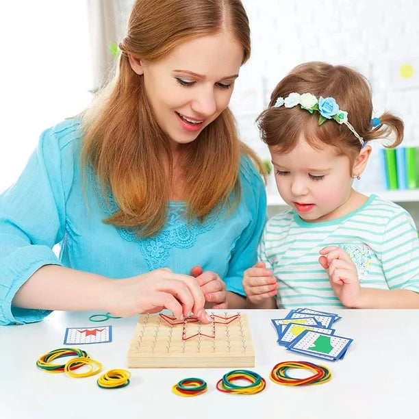 Wooden Geoboard with Rubber Bands and Pattern Cards