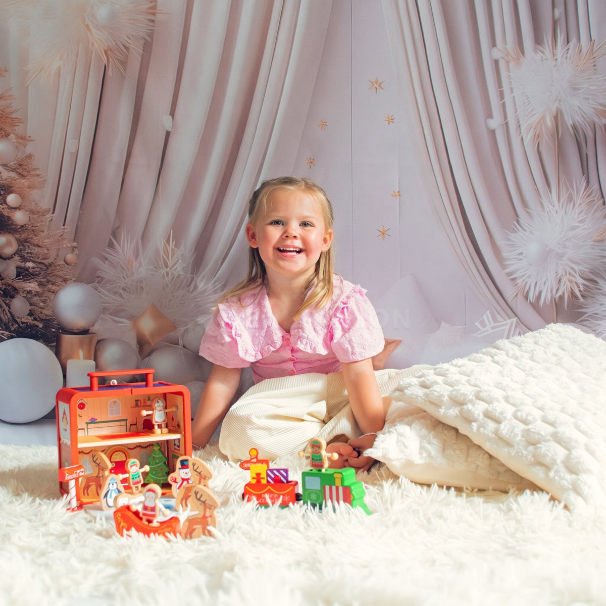 Christmas Dollhouse Toy, Foldable Santa's Workshop with Figurines