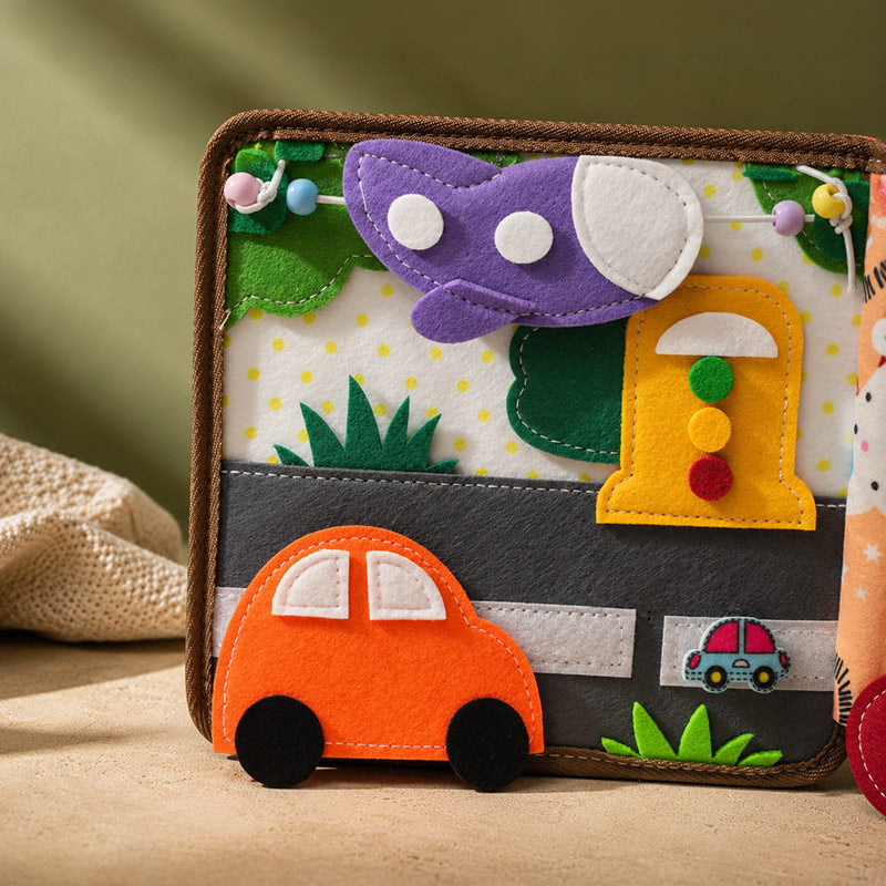 Felt Busy Book with Giraffe Cover and 8 Interactive Pages