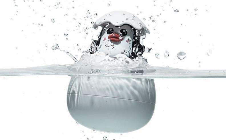 Bath Toy Eggs with Water Spraying Animals for Toddlers