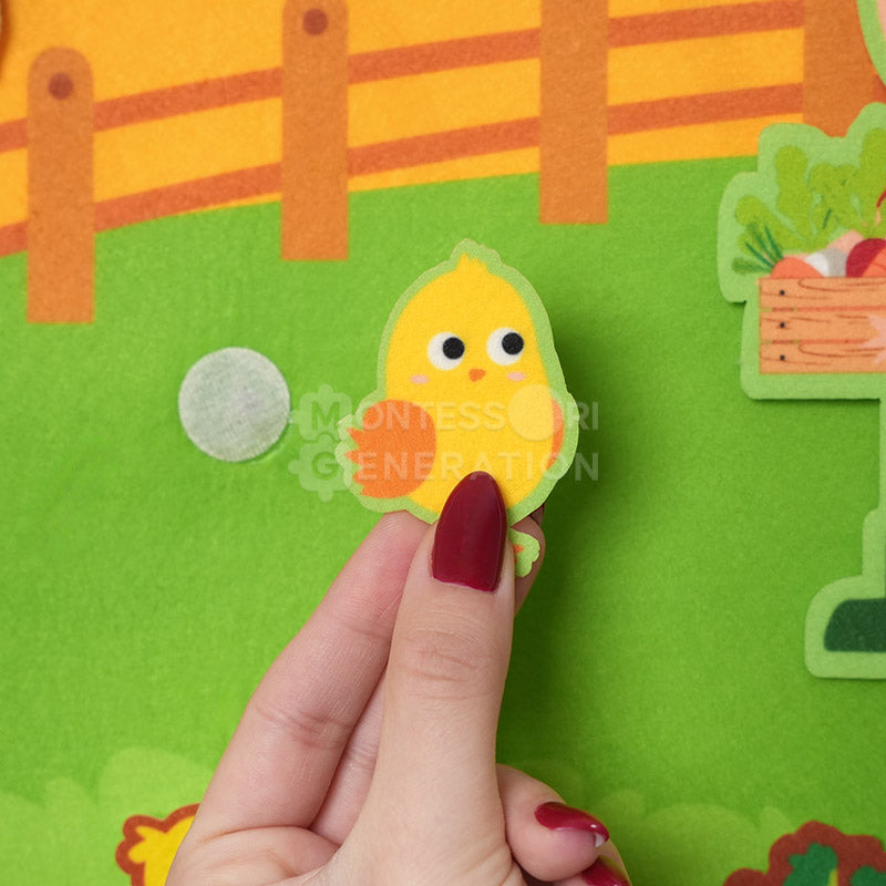 Felt Board for Kids, Wall-Mounted Zoo or Space Scene