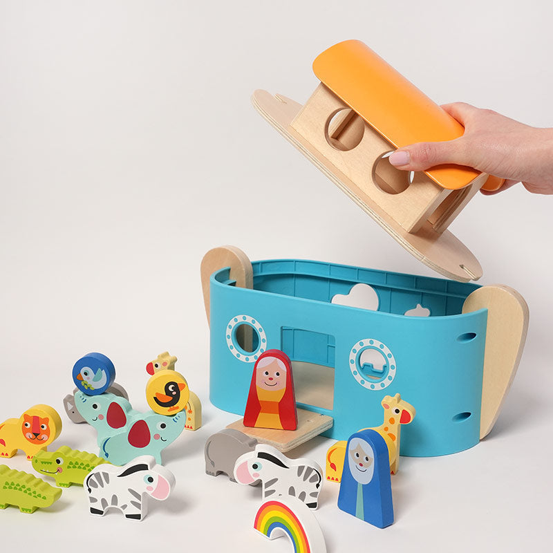 Wooden Noah's Ark Toy with Animals and Storybook