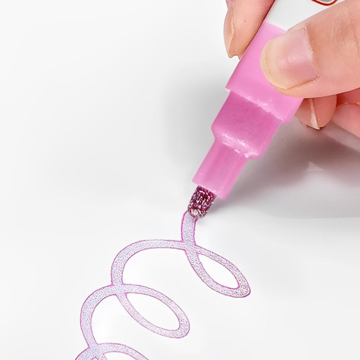 Outline Markers with Dual-Line Effect Set of 8 or 12