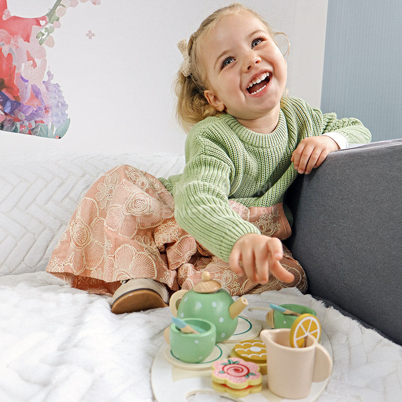 Wooden Tea Set with Tray and 14 Pretend Play Pieces