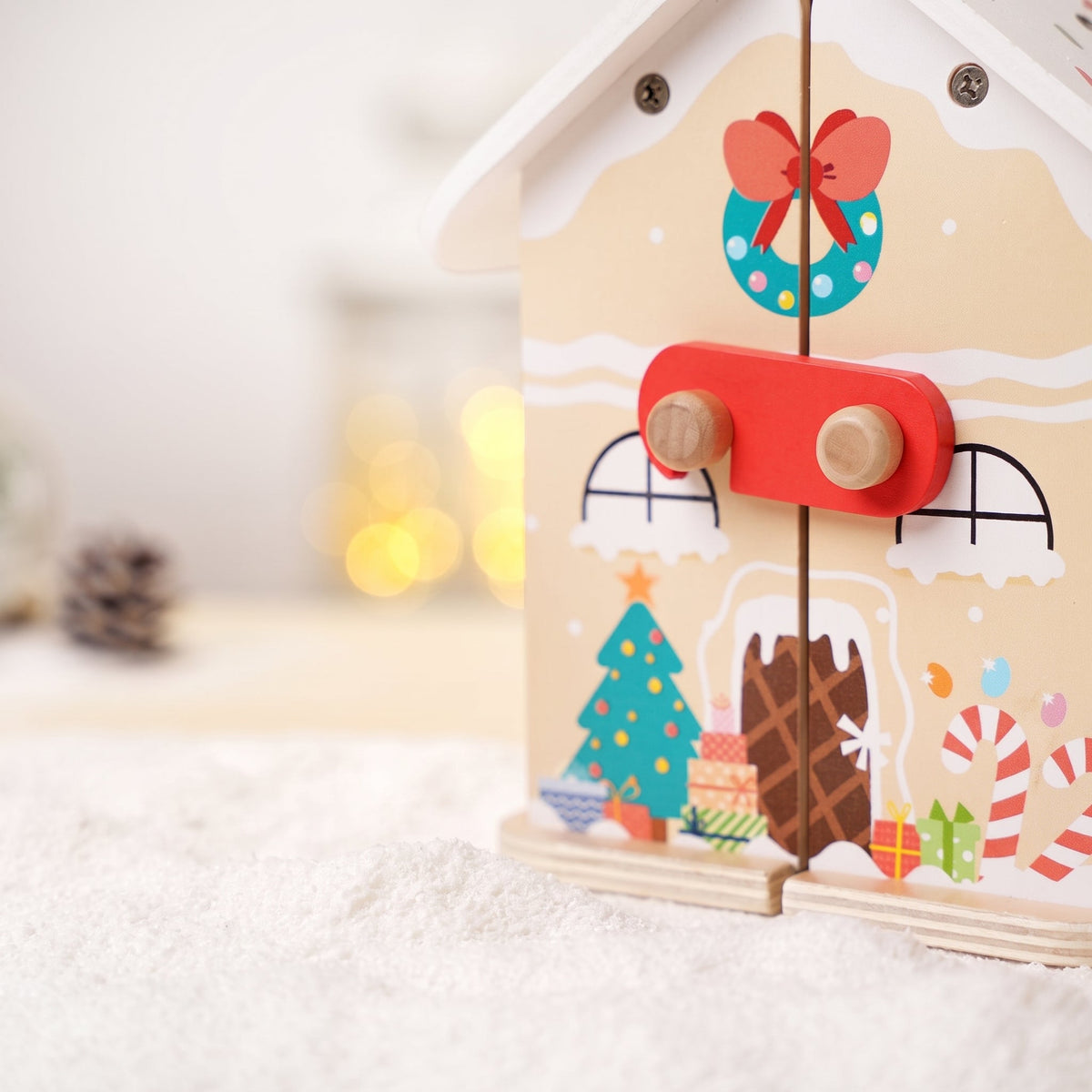 Wooden Christmas Dollhouse with Figurines