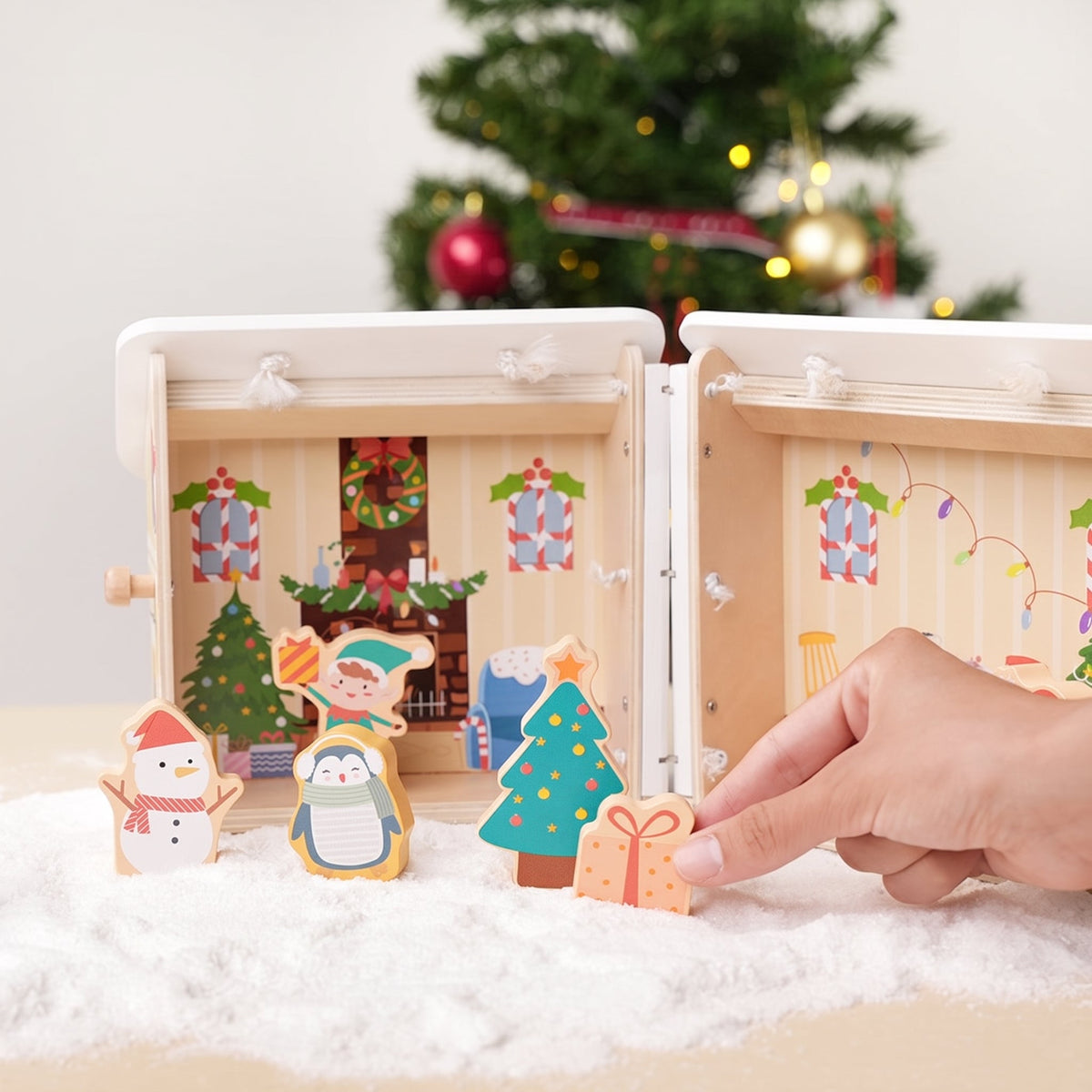 Wooden Christmas Dollhouse with Figurines
