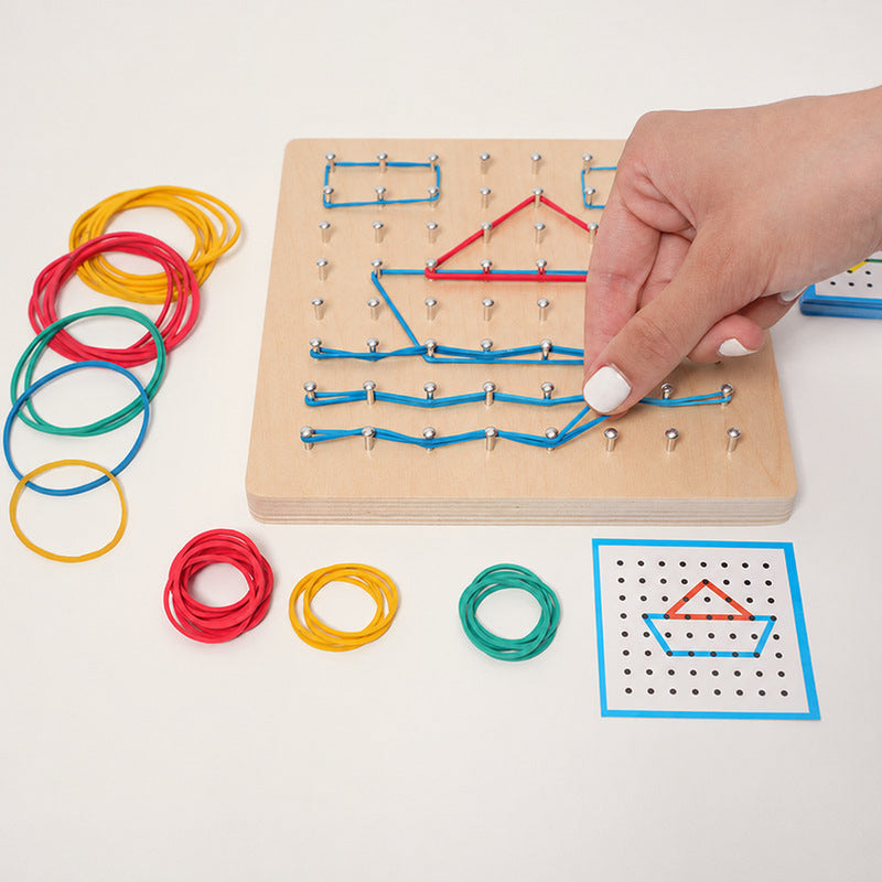 Wooden Geoboard with Rubber Bands and Pattern Cards