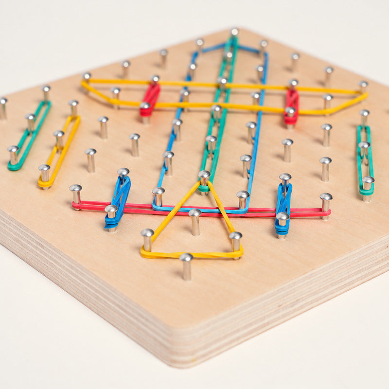 Wooden Geoboard with Rubber Bands and Pattern Cards