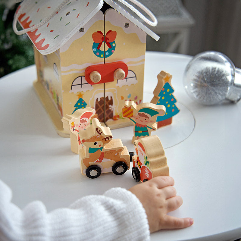 Wooden Christmas Dollhouse with Figurines